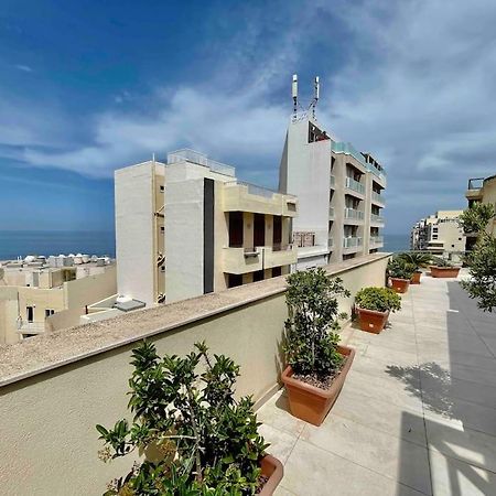 Sea View Penthouse In Tas-Sliema Appartamento Esterno foto