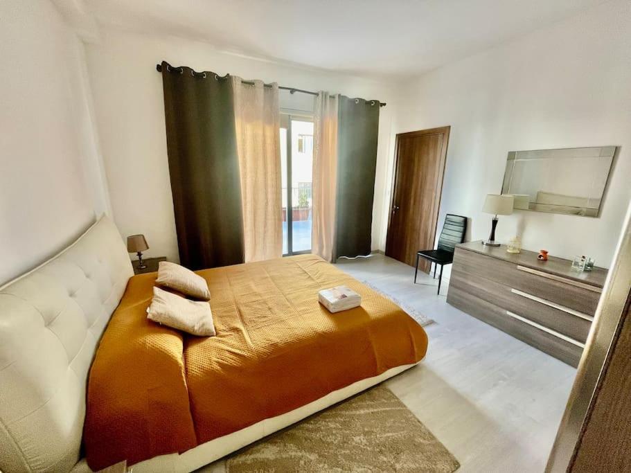 Sea View Penthouse In Tas-Sliema Appartamento Esterno foto