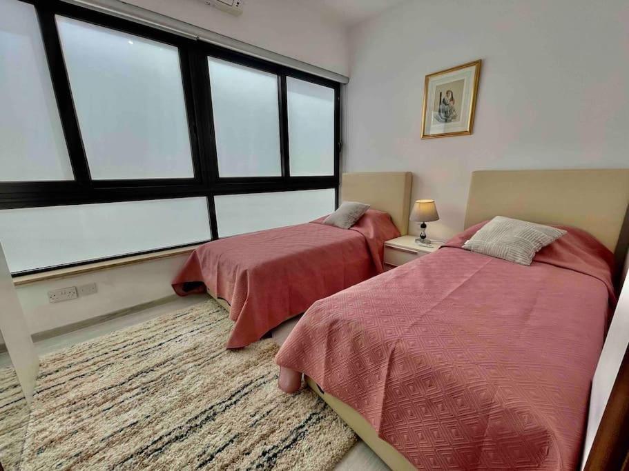 Sea View Penthouse In Tas-Sliema Appartamento Esterno foto